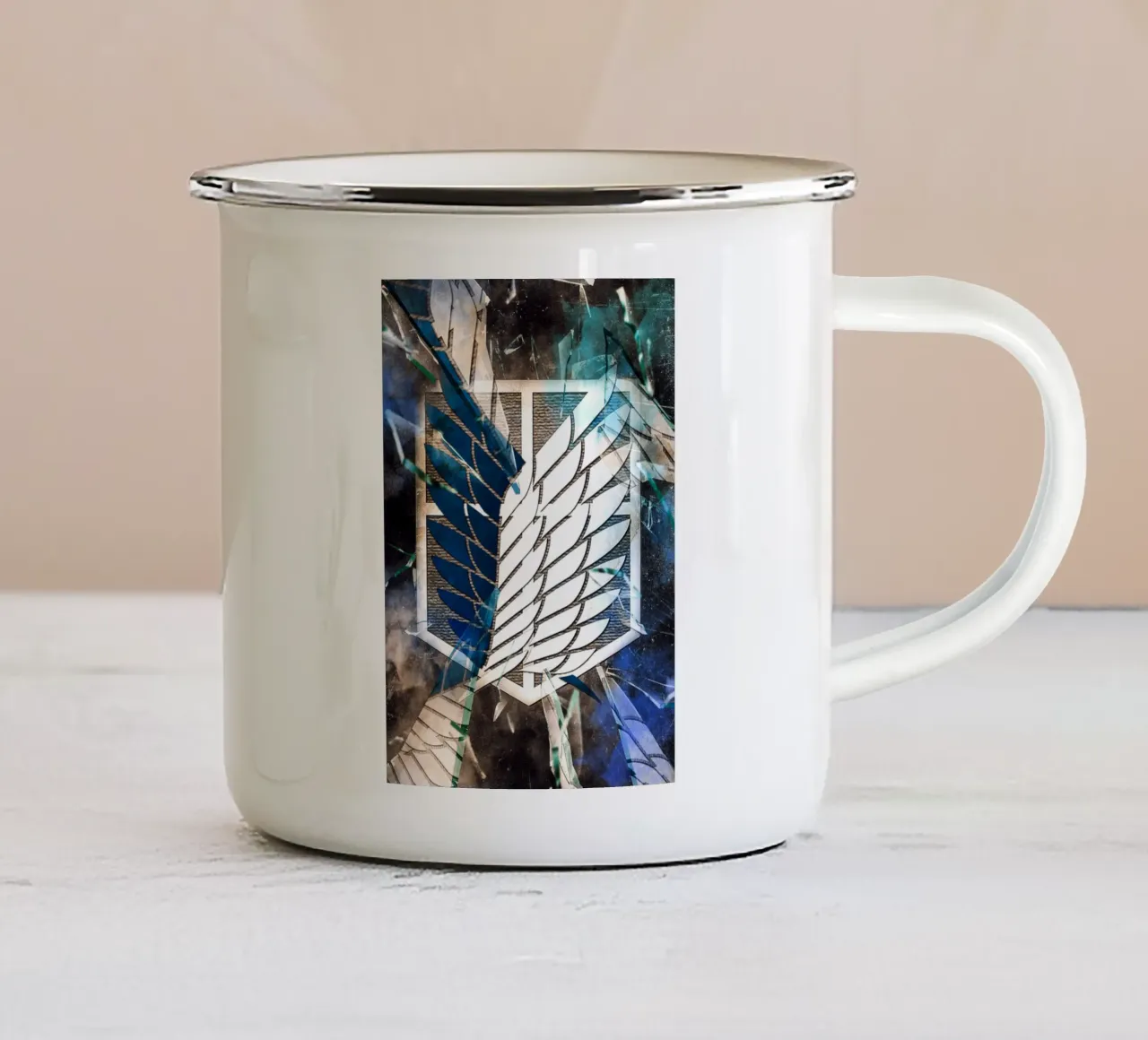 Attack On Titan tazza in smalto da CreativeStudio