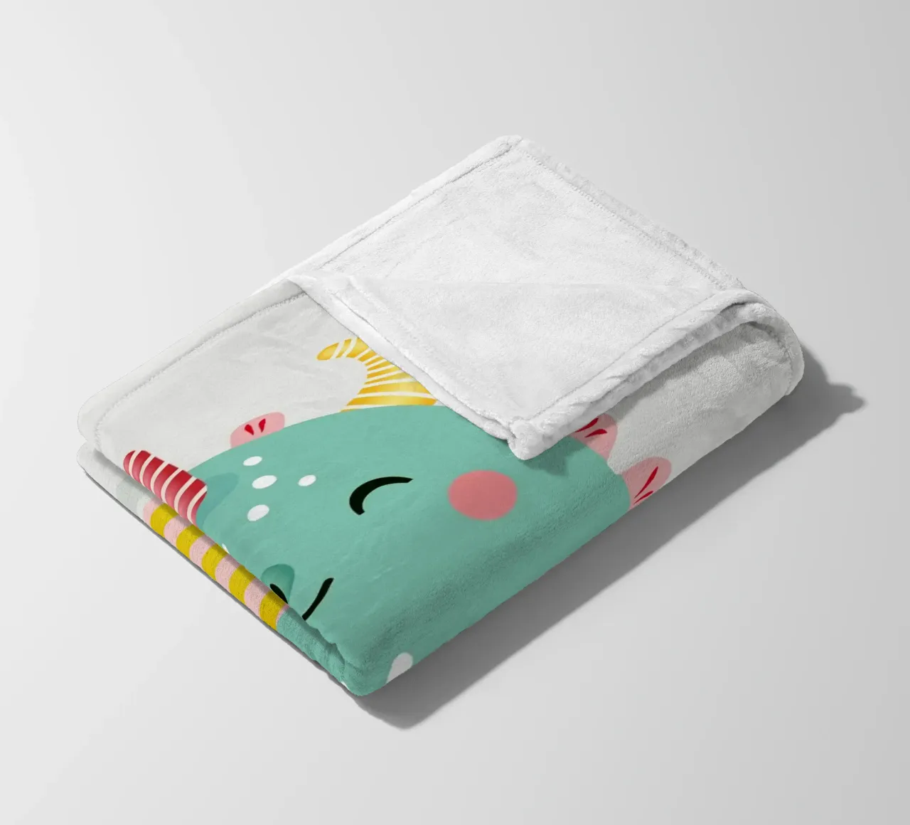 Simpatico mostro con corna colorate coperta in pile da namosh