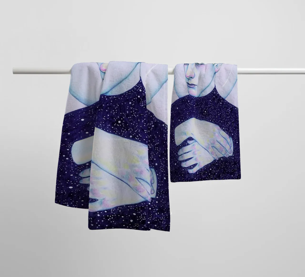 Alienated II asciugamano da bagno da Natalie Foss