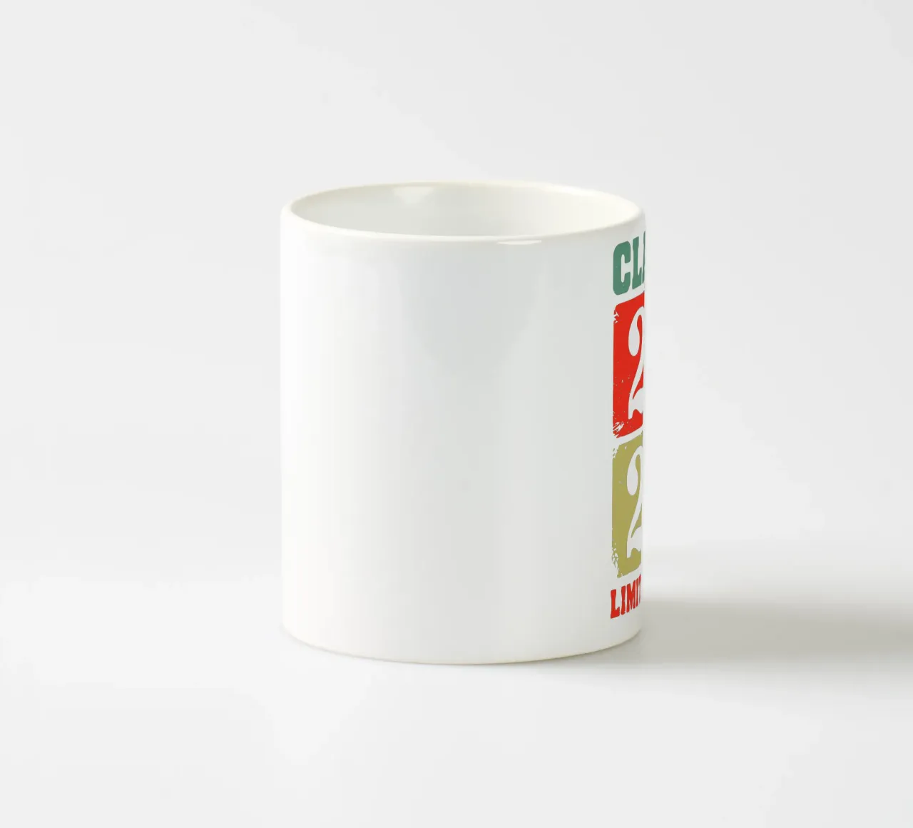 Class of 2025 Limited Edition Keramik Tasse von edsonramosart