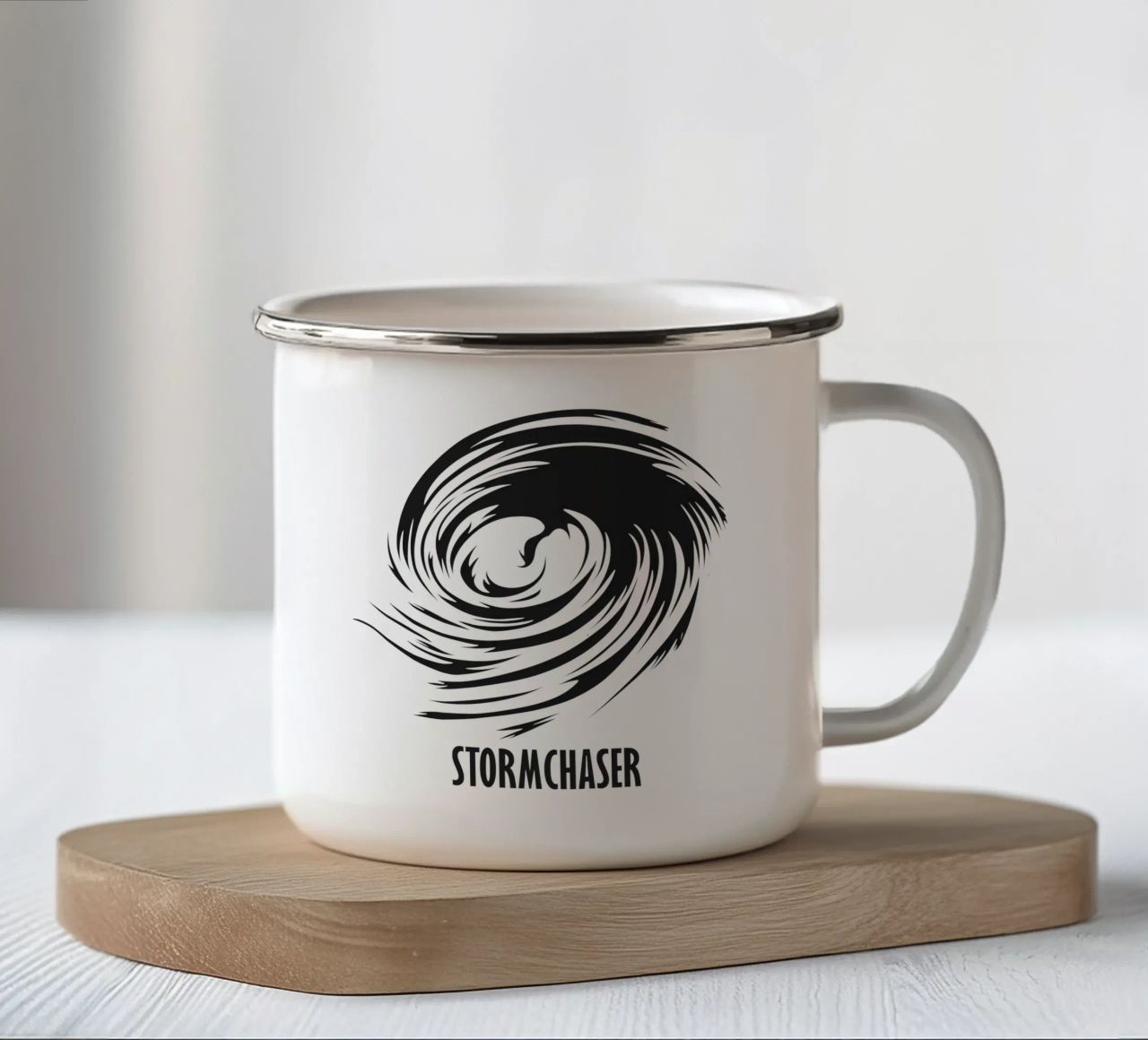 Stormchaser | Stormchaser | Camicia Logo tazza in smalto da Autofocus