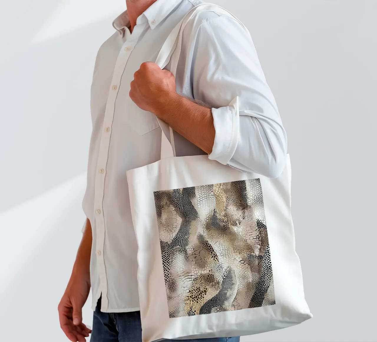 Moda con motivo a serpente borsa in juta da Carinaprint