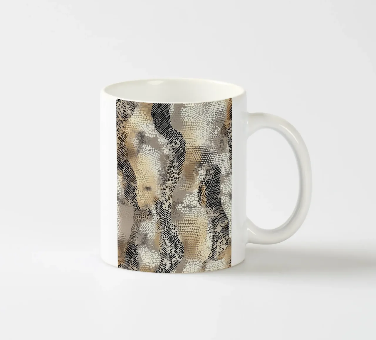 Stylish snake pattern ceramic mug by Carinaprint