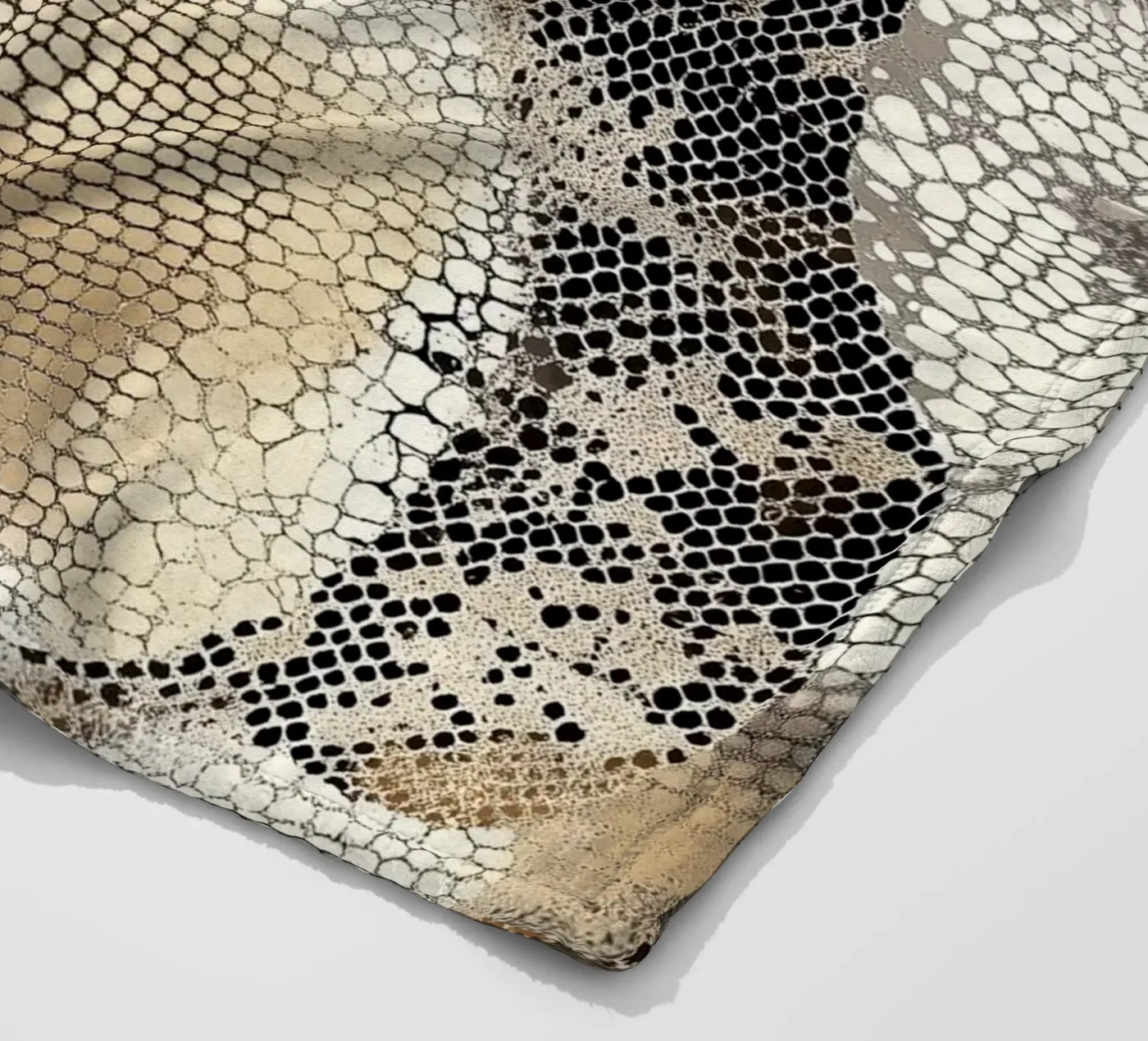 Stylish snake pattern plaid polaire de Carinaprint