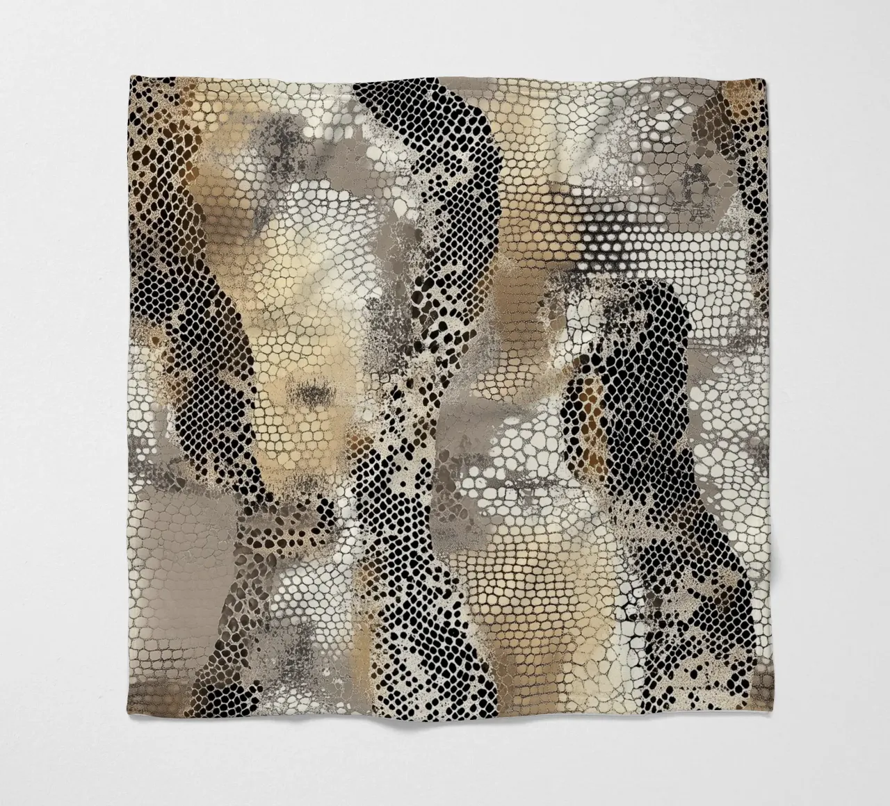 Stylish snake pattern Fleecedecke von Carinaprint