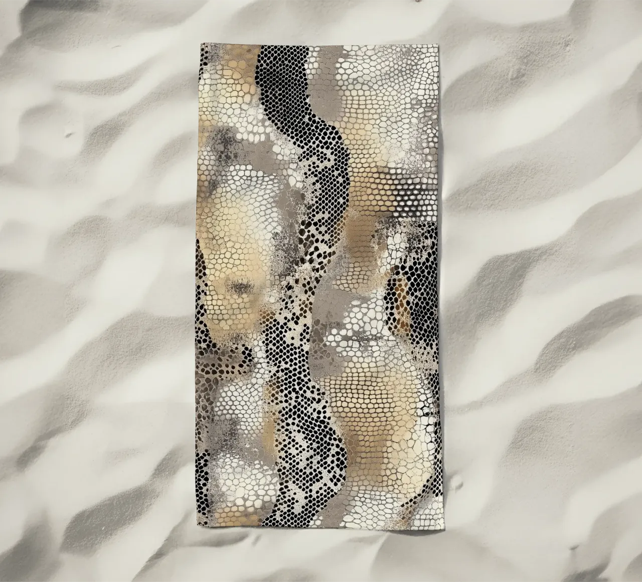 Stylish snake pattern beach towel by Carinaprint