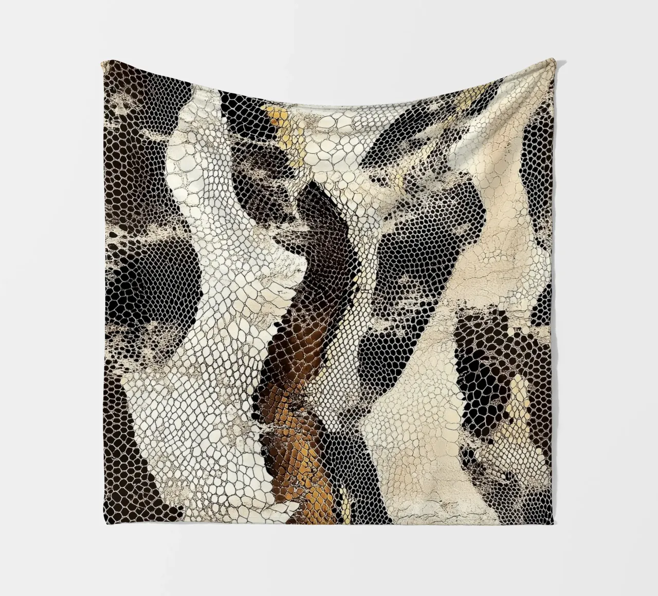 Moda con texture serpente coperta in pile da Carinaprint