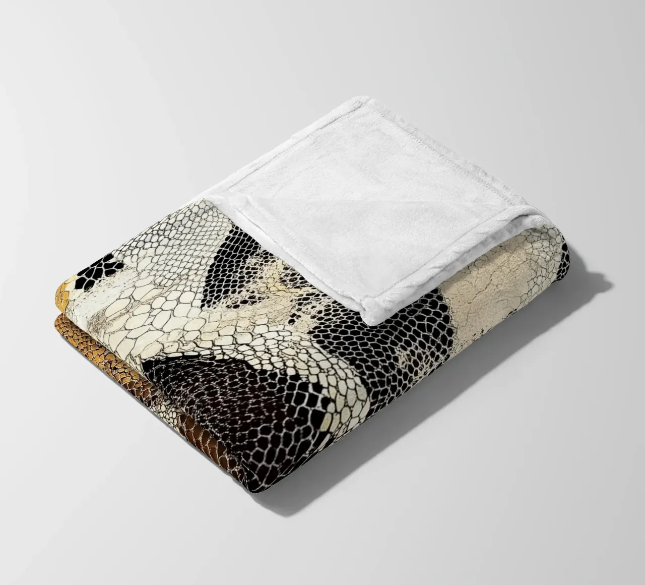 Moda con texture serpente coperta in pile da Carinaprint