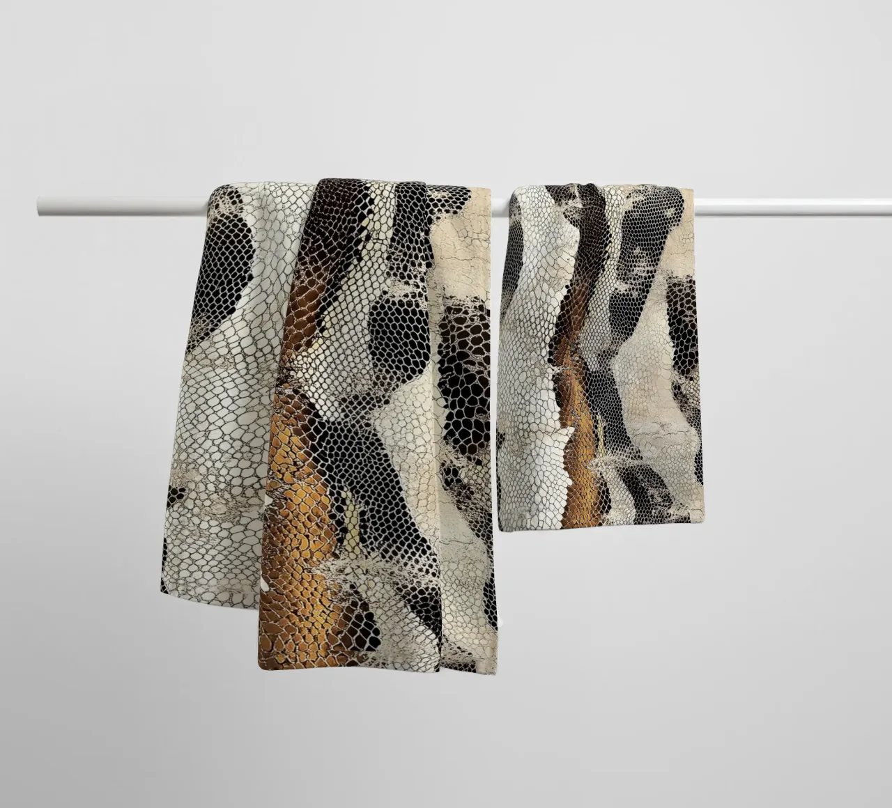 Moda con texture serpente asciugamano da bagno da Carinaprint