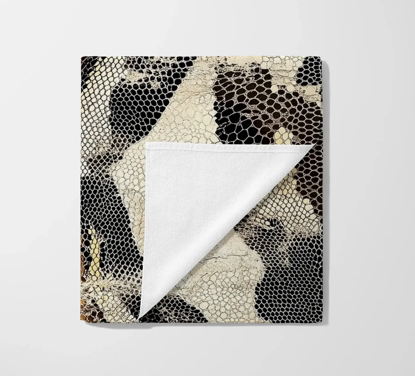 Fashion with snake texture beach towel by Carinaprint