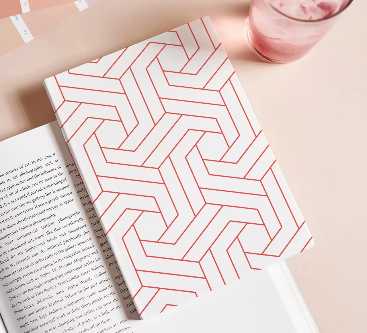 Motivo geometrico rosso e bianco diario da Shark Printables