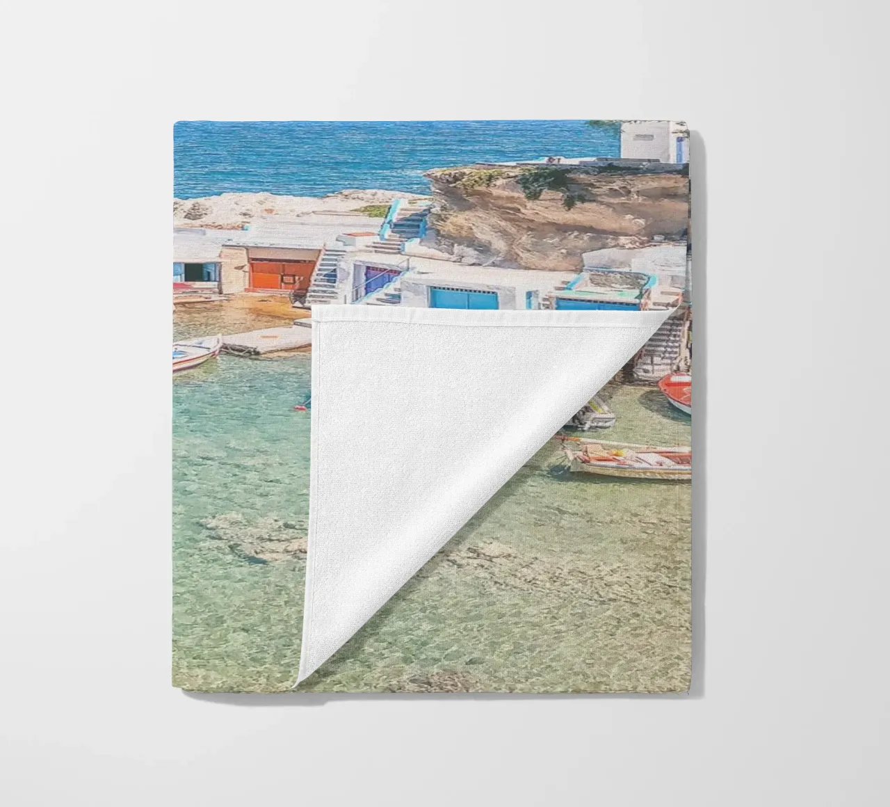 Milos, Grecia I Spiaggia e il colorato villaggio di pescatori di Mandrakia telo mare da Julie Travel Photography