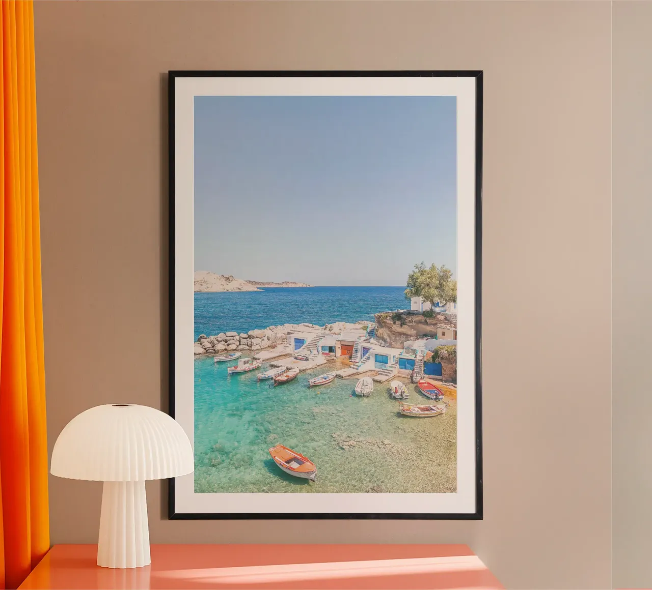 Milos, Grecia I Spiaggia e il colorato villaggio di pescatori di Mandrakia carta hahnemühle da Julie Travel Photography
