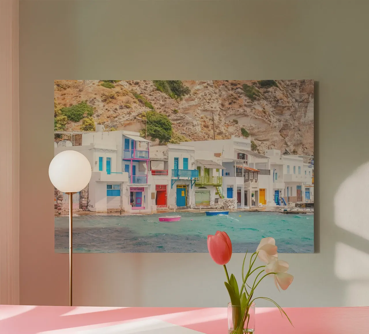Milos, Grecia I Colorato villaggio di pescatori nel porto di Klima tela da Julie Travel Photography