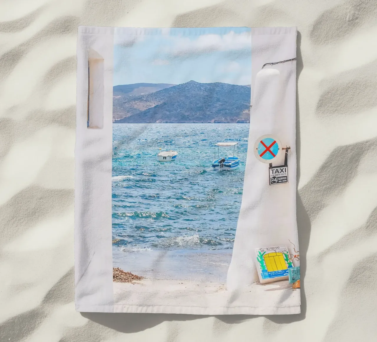 Milos, Grèce I Vue sur la mer Méditerranée bleu et blanc serviette de plage de Julie Travel Photography