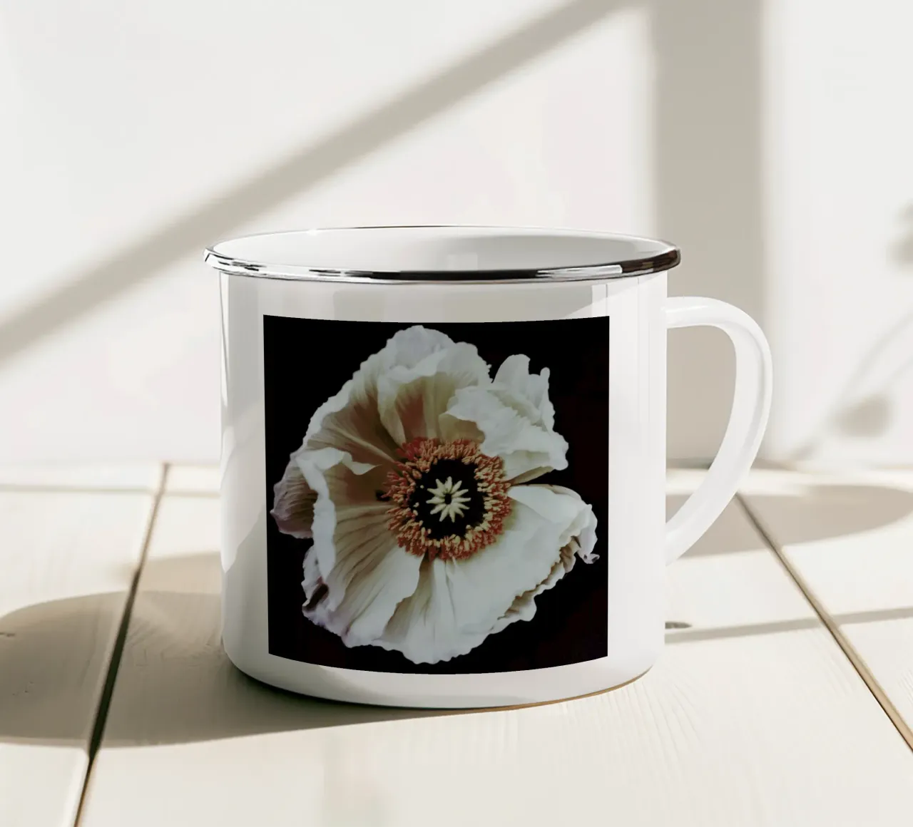 Speak tazza in smalto da Morgan Kendall
