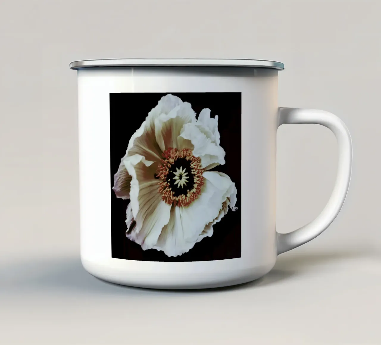 Speak tazza in smalto da Morgan Kendall