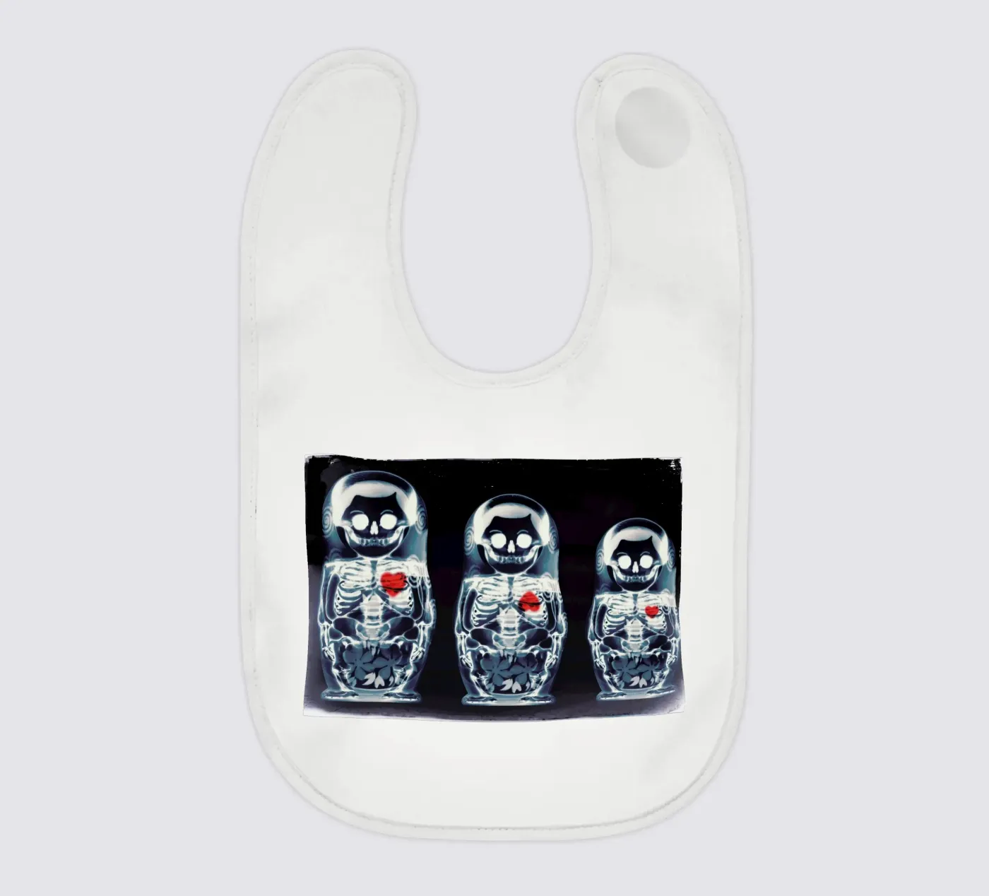 Nesting Doll Babylätzchen von Ali Gulec