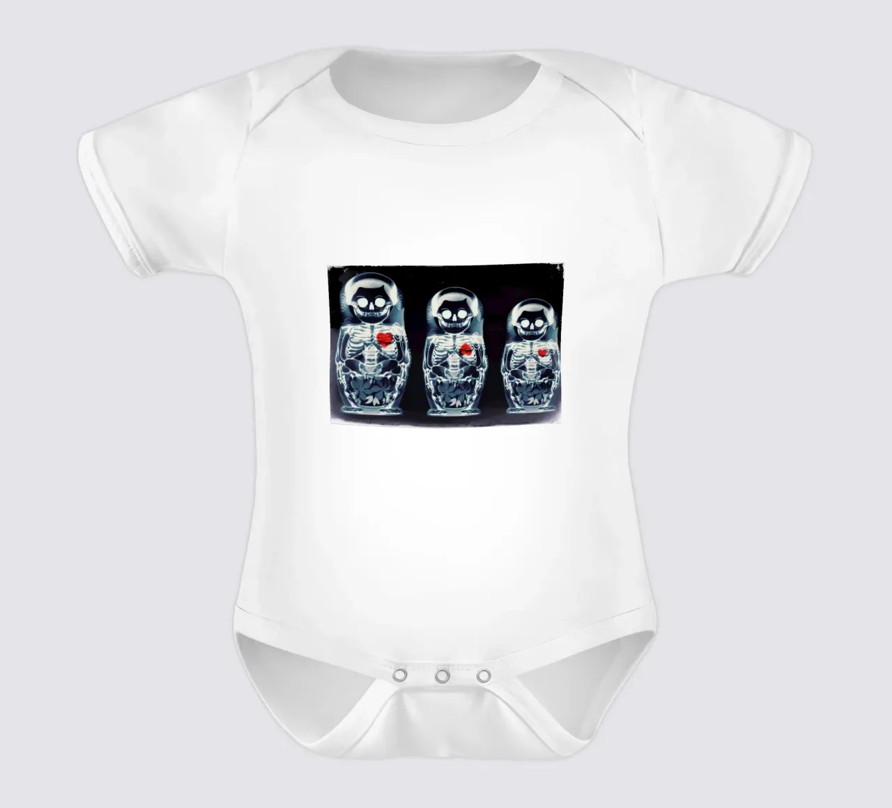 Nesting Doll body neonato maniche corte da Ali Gulec