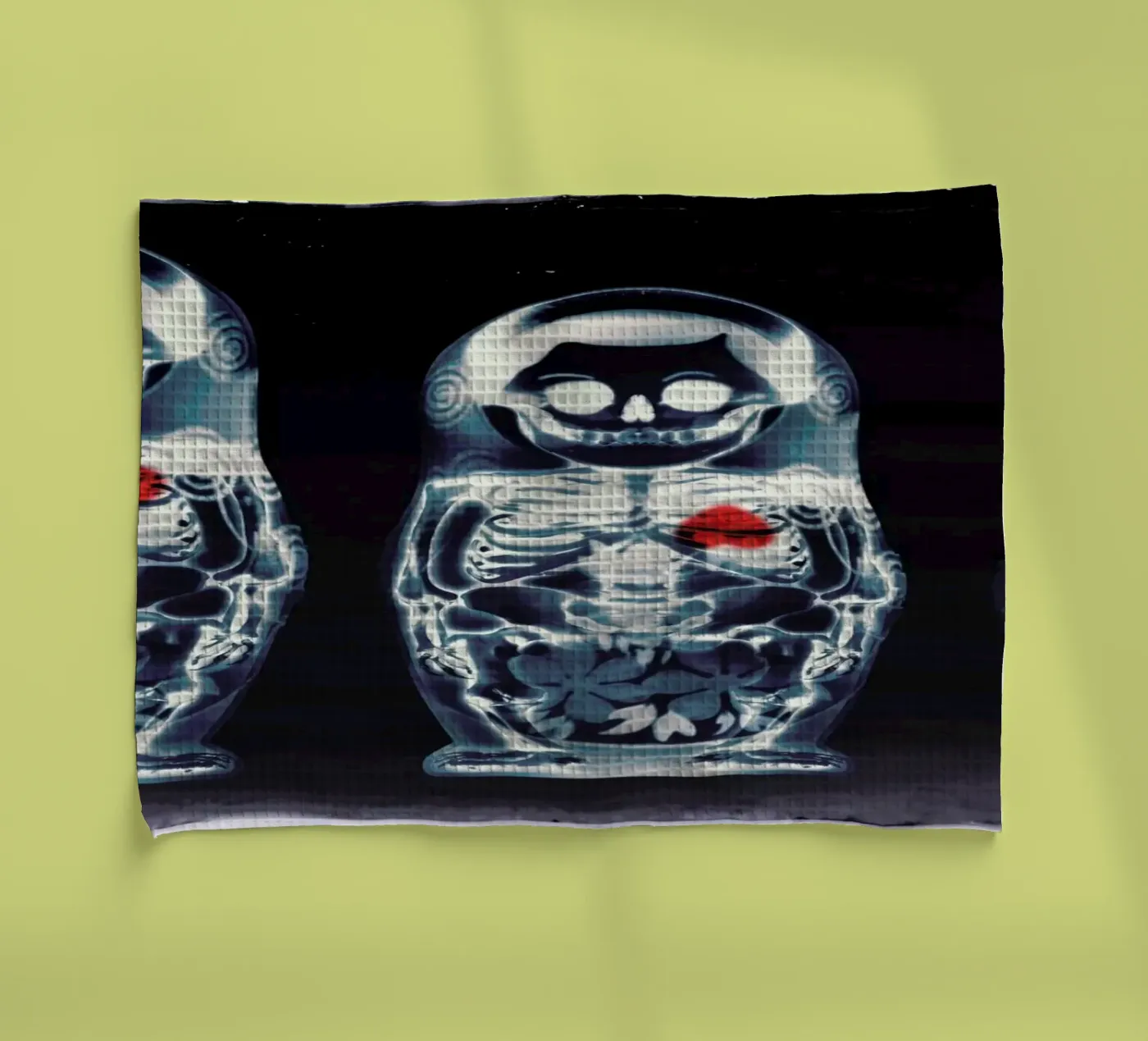 Nesting Doll Geschirrtuch von Ali Gulec