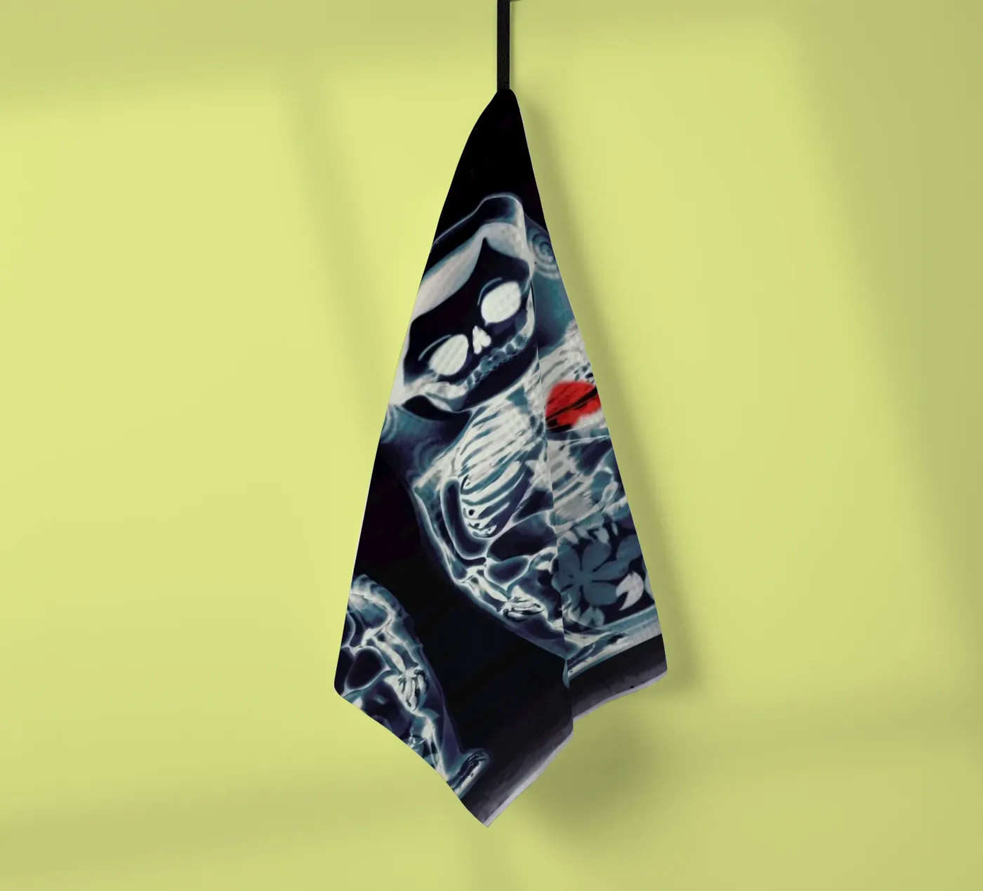 Nesting Doll Geschirrtuch von Ali Gulec