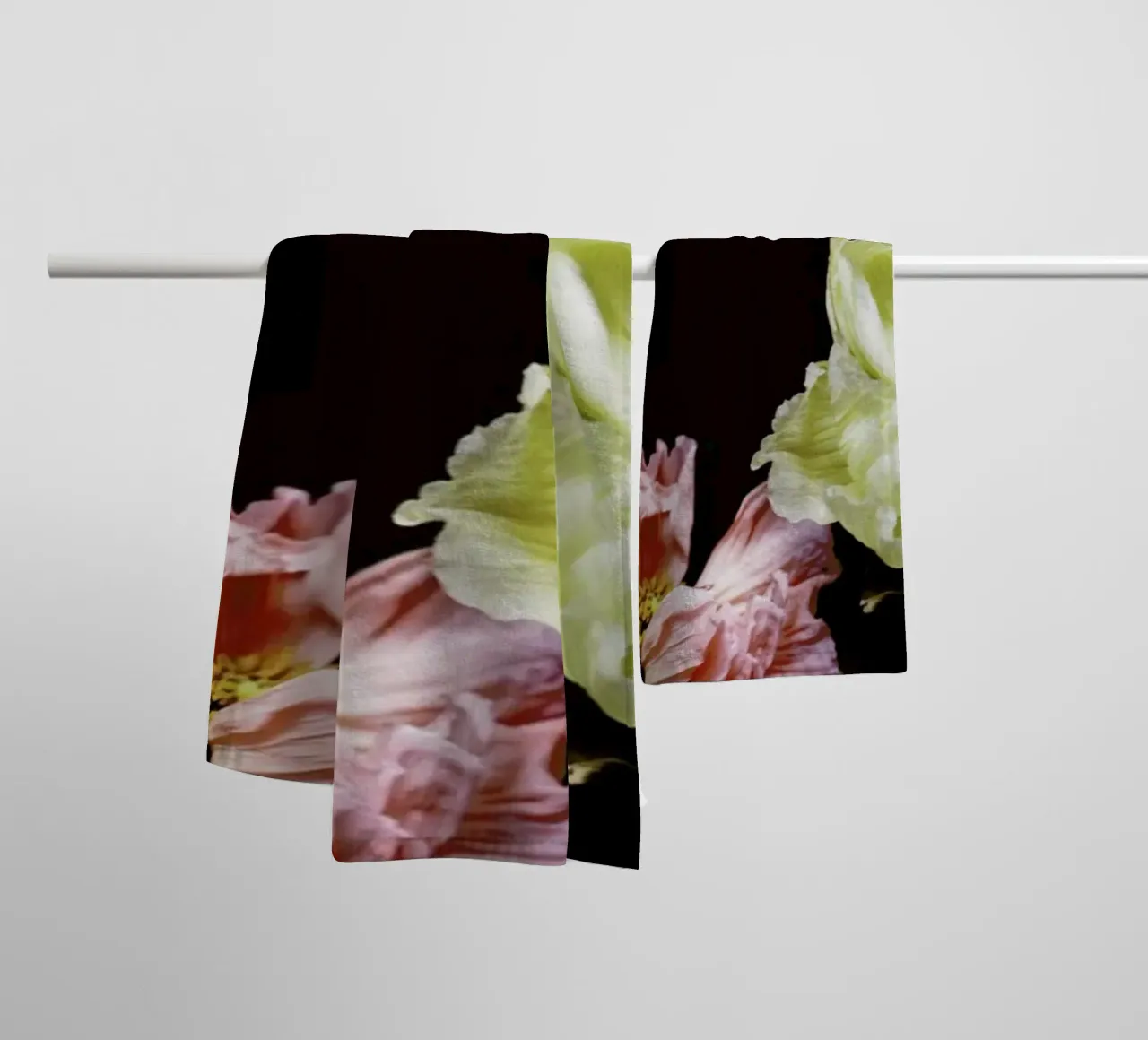 Windblown badhanddoek van Morgan Kendall