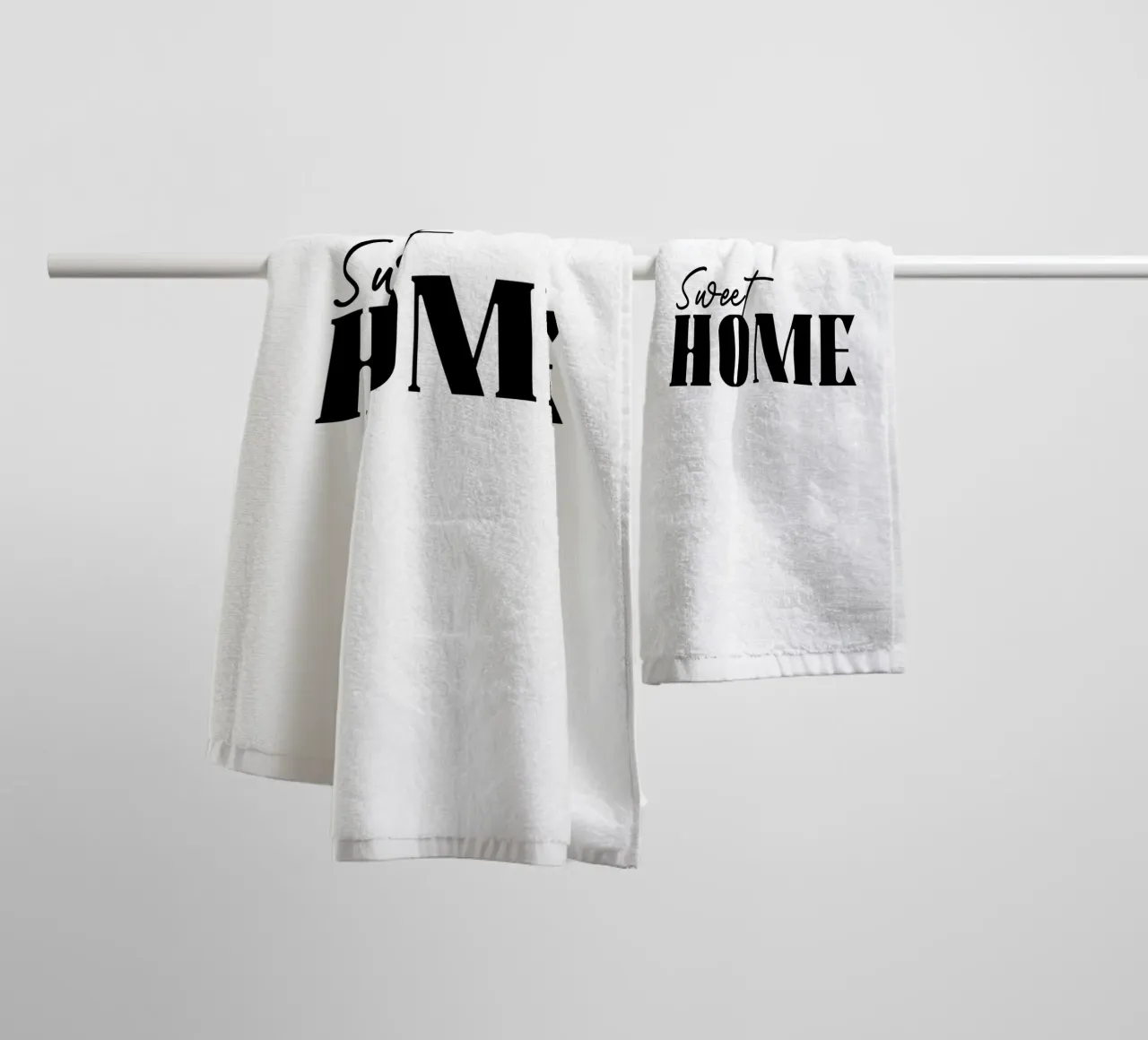 Sweet Home Tipografia semplice asciugamano da bagno da YV TYPOGRAPHY