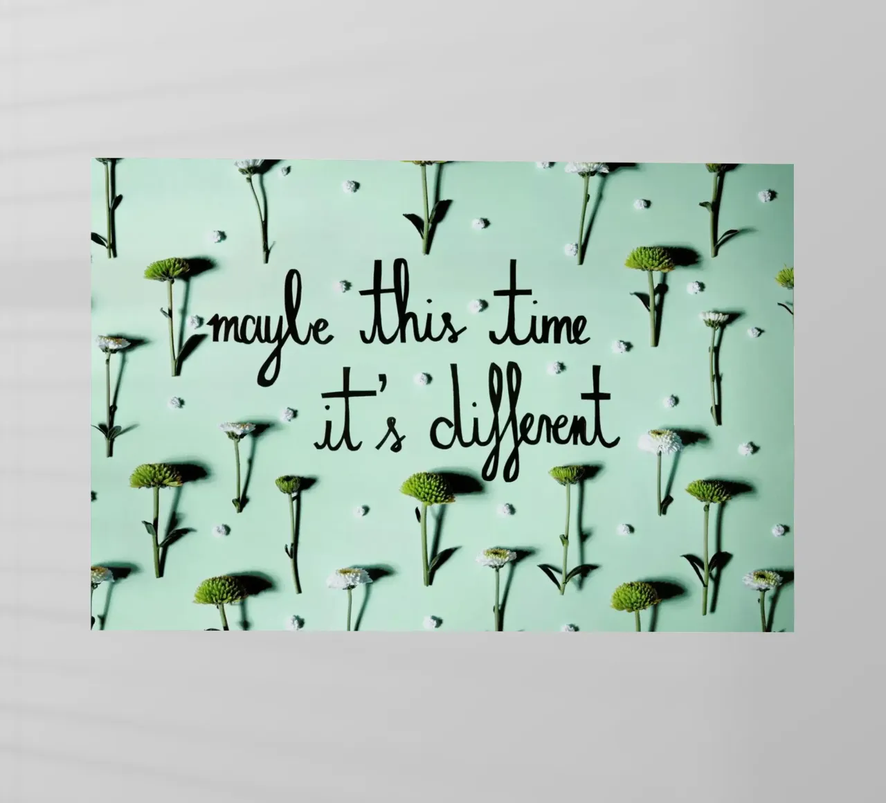 Maybe pellicola backlit da Jana Otto