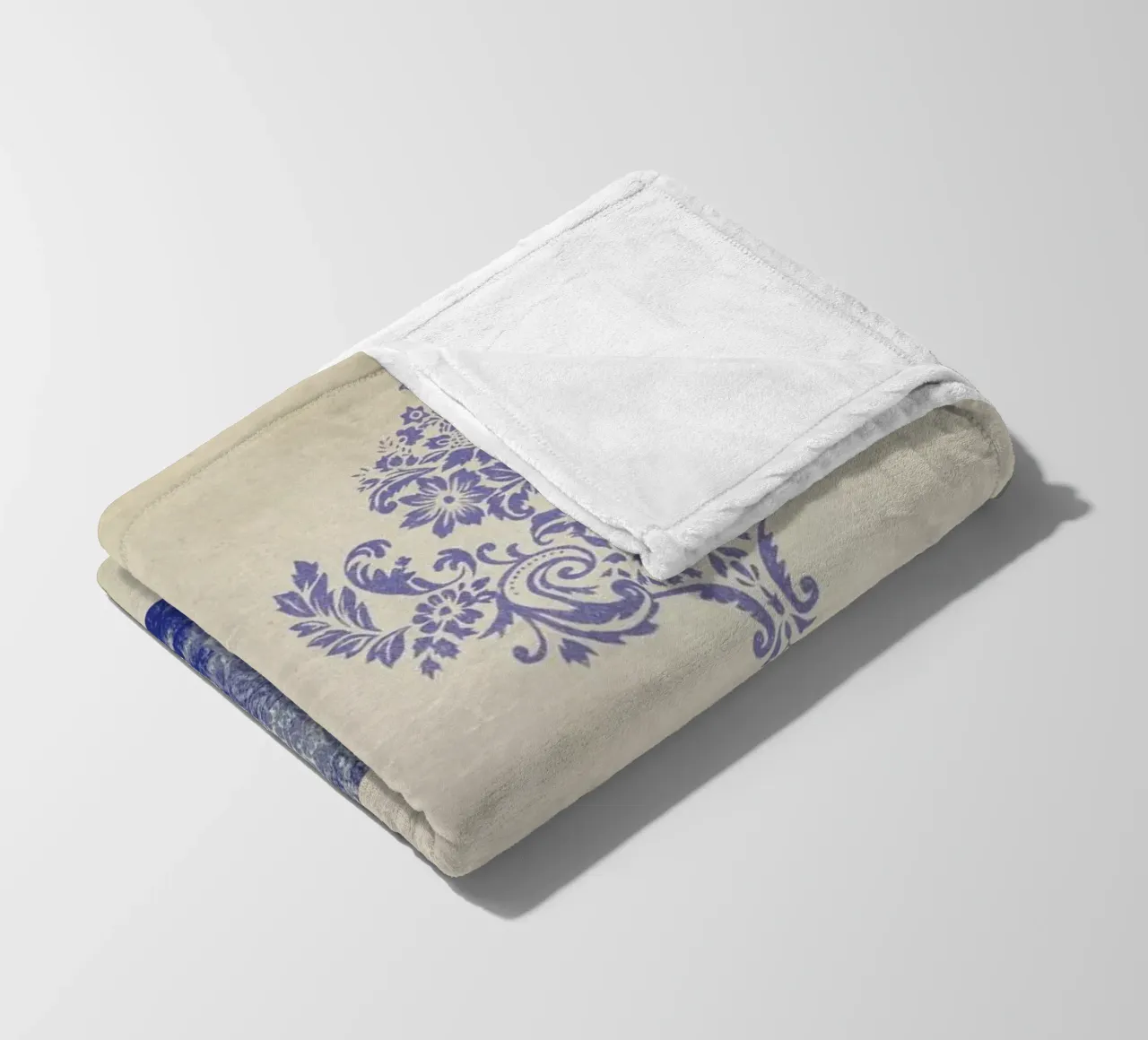 Damask Whale coperta in pile da Terry Fan