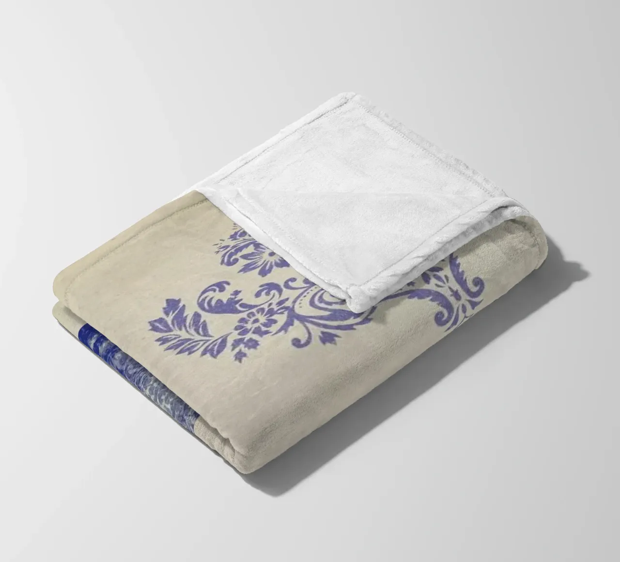 Damask Whale coperta in pile da Terry Fan