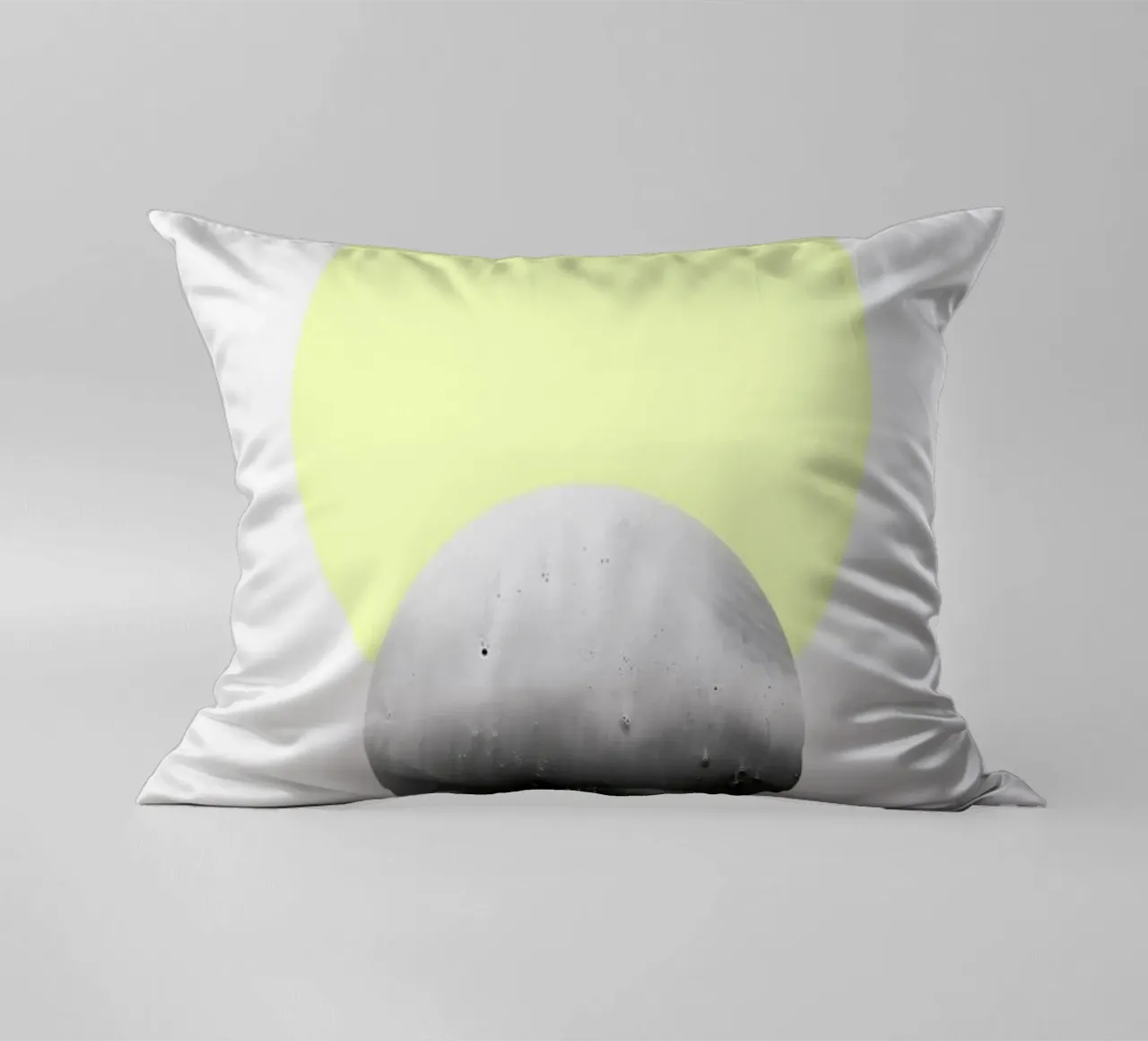 Sun & Moon cuscino da STUDIO LEEMO