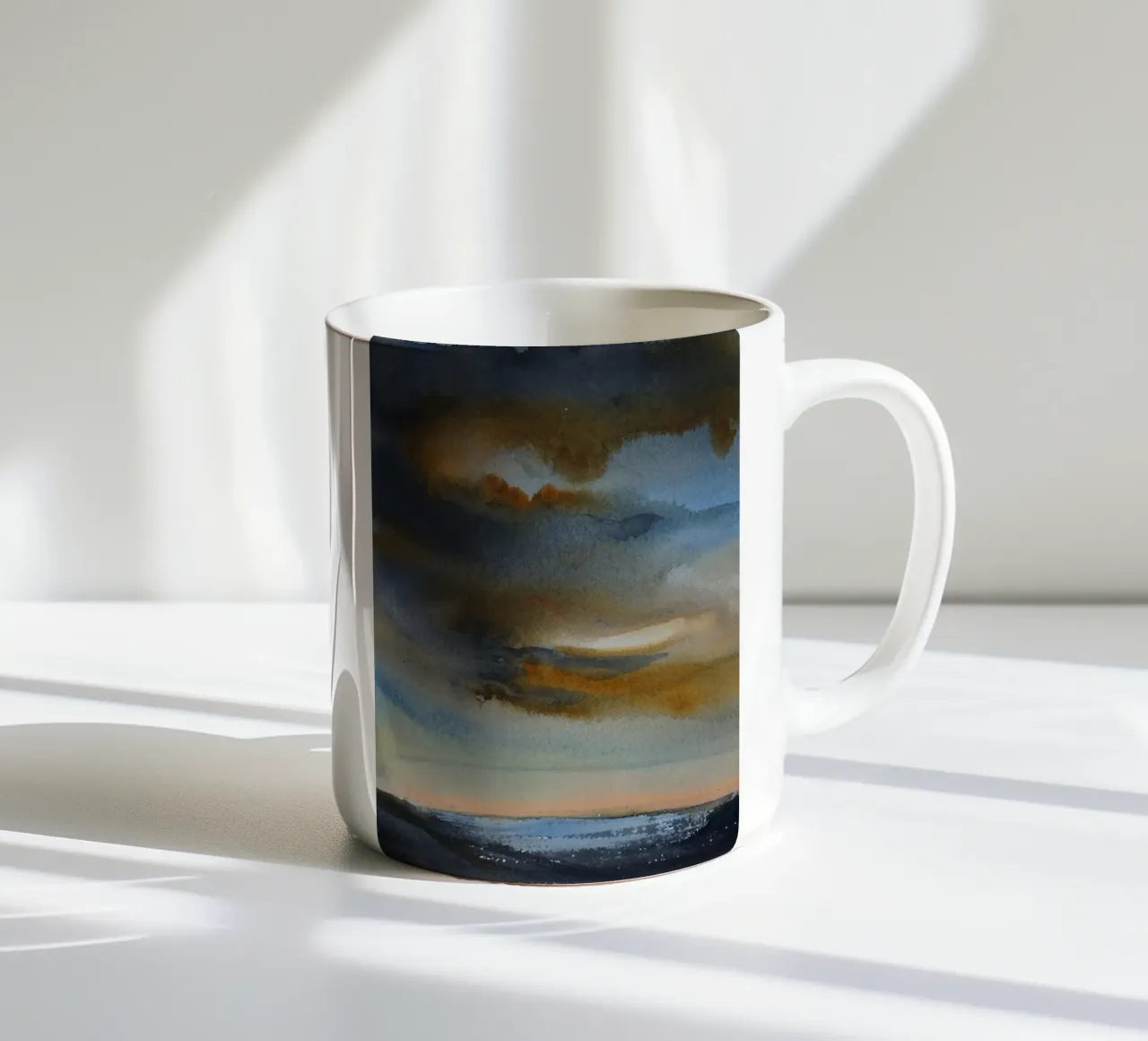 Fumo celeste tazza in ceramica da Eva Nev Watercolor