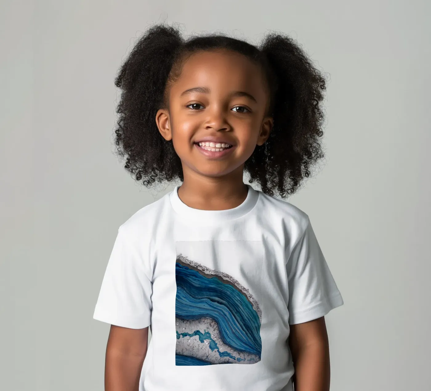 Agate Kinder T-Shirt von Eva Nev Watercolor