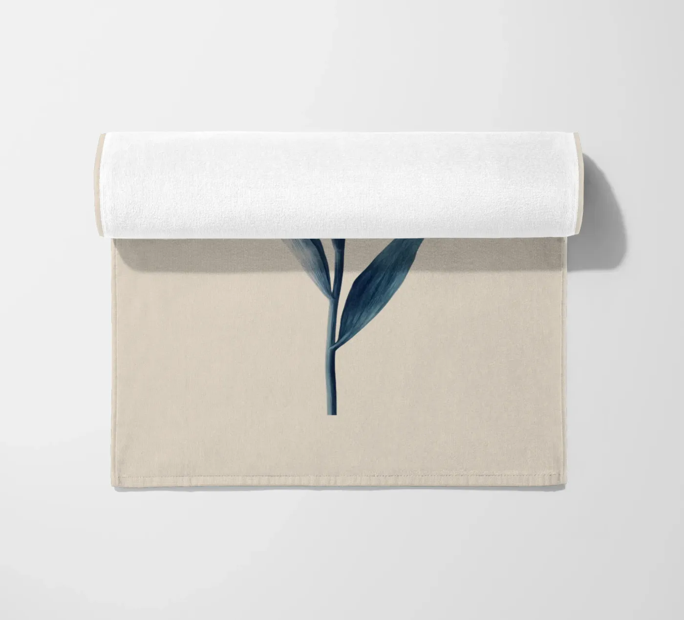 Bloom Strandtuch von Art Unleashed