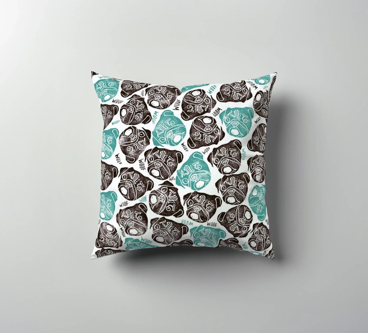 The Barking Pug cuscino da Pom Graphic Design