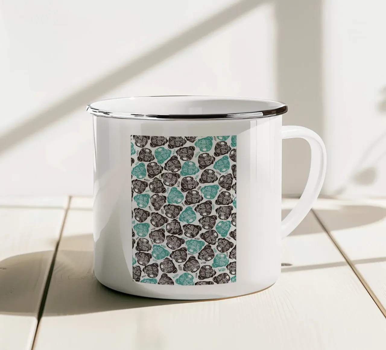 The Barking Pug emaille mok van Pom Graphic Design