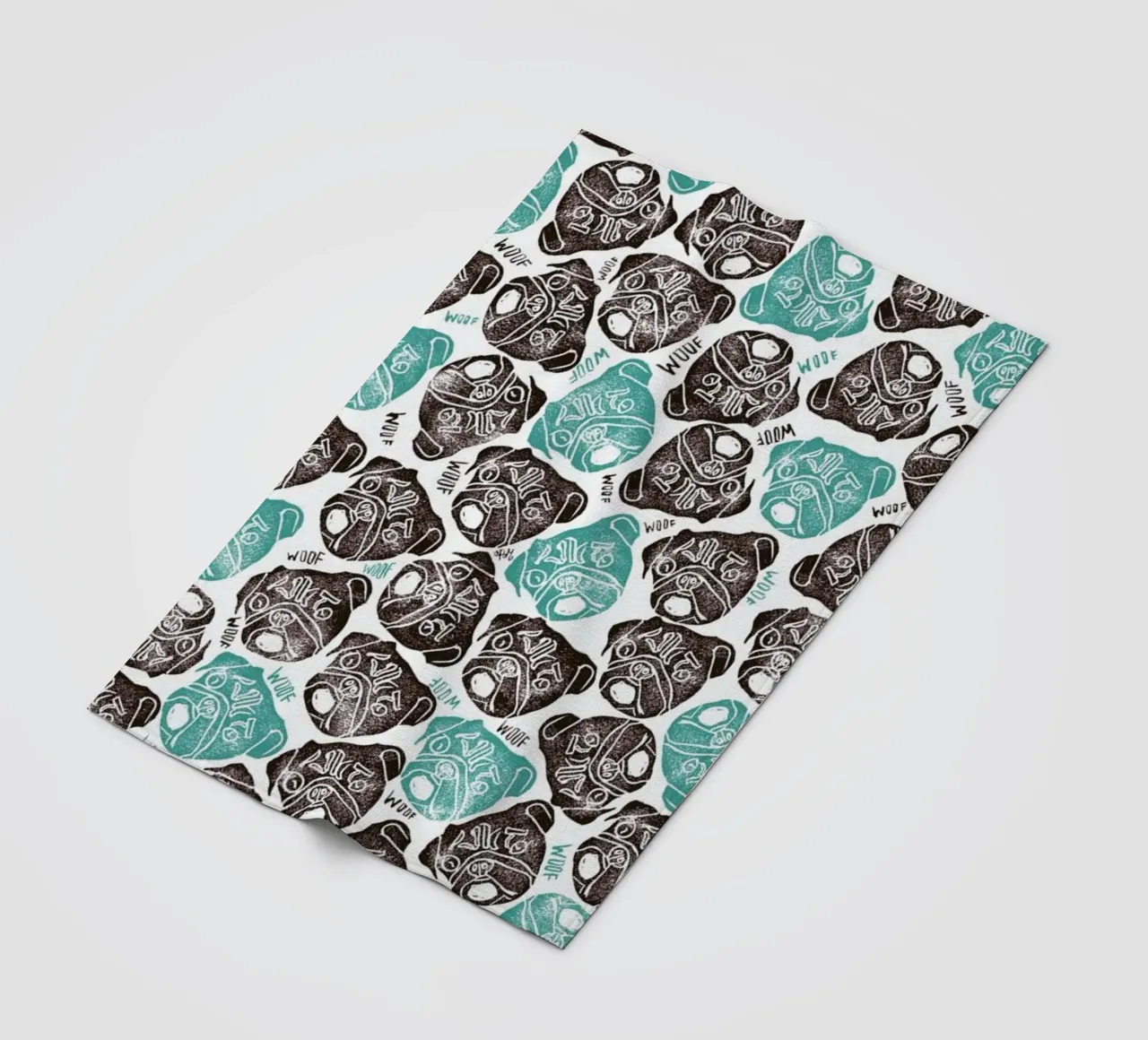 The Barking Pug coperta in pile da Pom Graphic Design