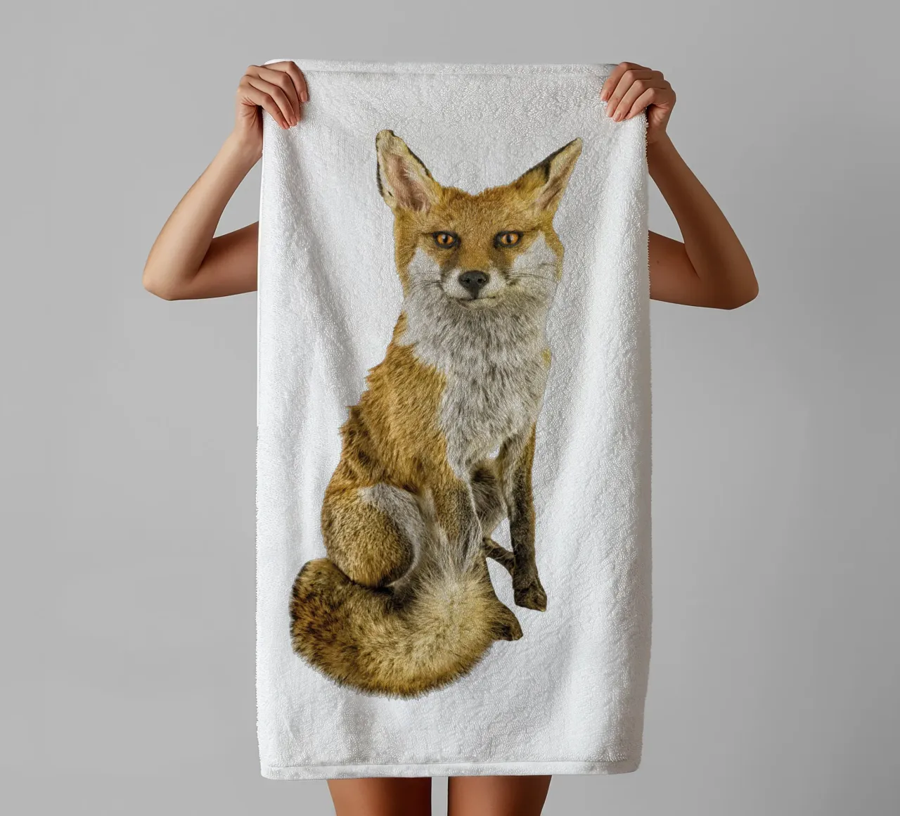 Mysterie in het wild: intrigerende vos badhanddoek van Curious Collections by Marielle Leenders