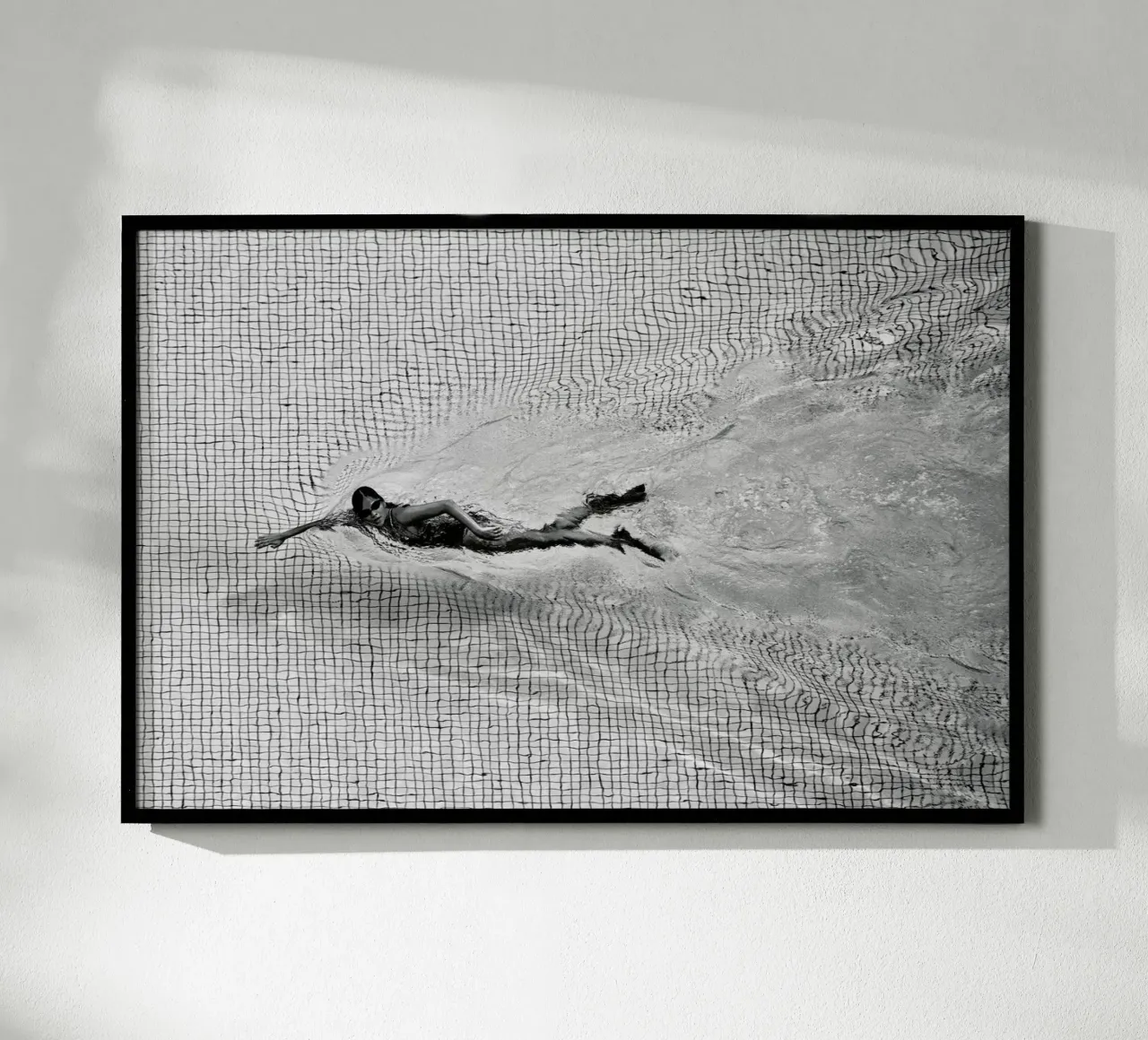 Breaking The Net - C.S. Tjandra poster van Pictufy