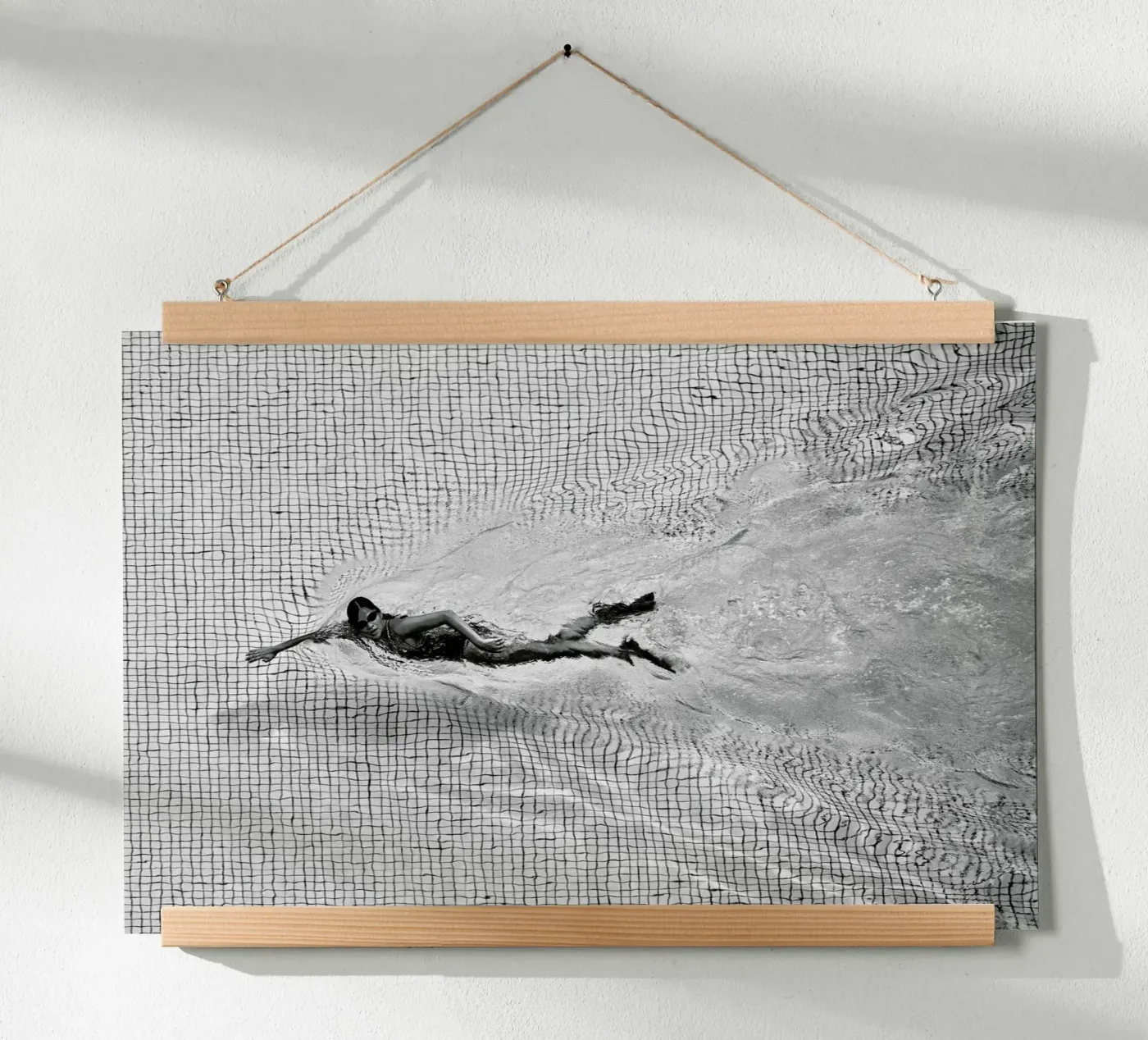 Breaking The Net - C.S. Tjandra poster van Pictufy