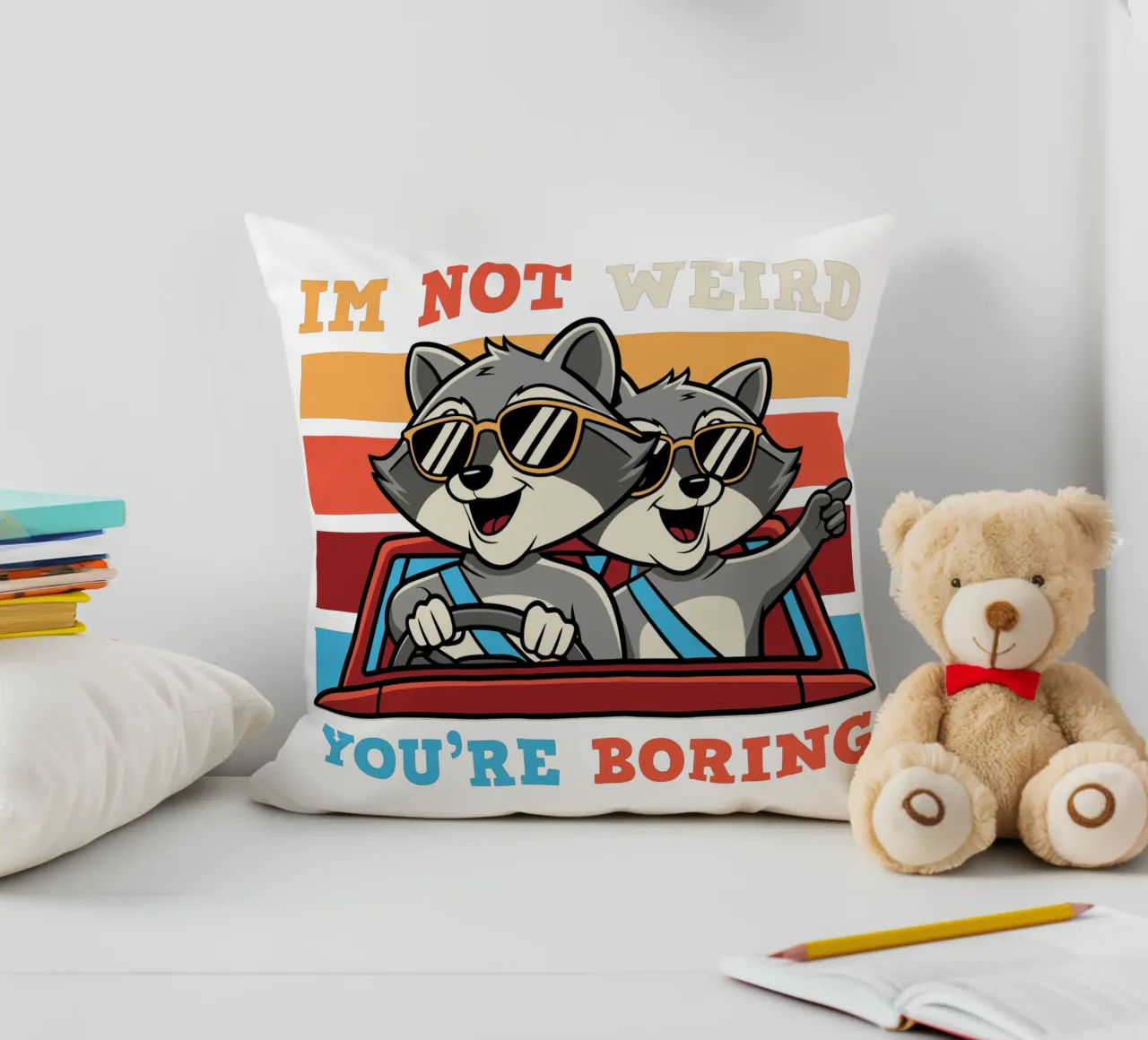I'm not weird, you're boring cojín de edsonramosart