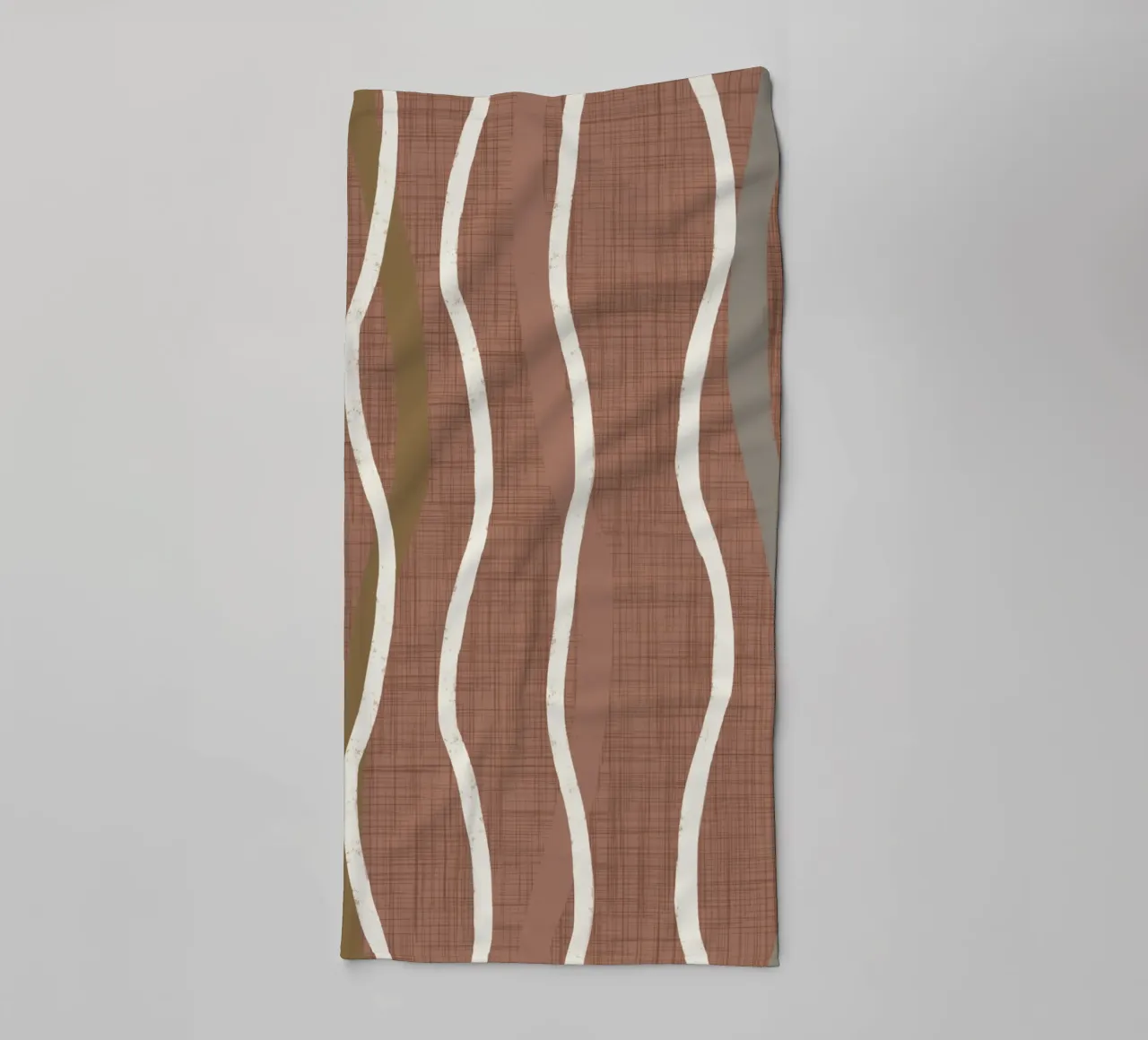 Linee ondulate retrò Moka Mousse - Geometrico moderno di metà secolo asciugamano da bagno da susanacosta