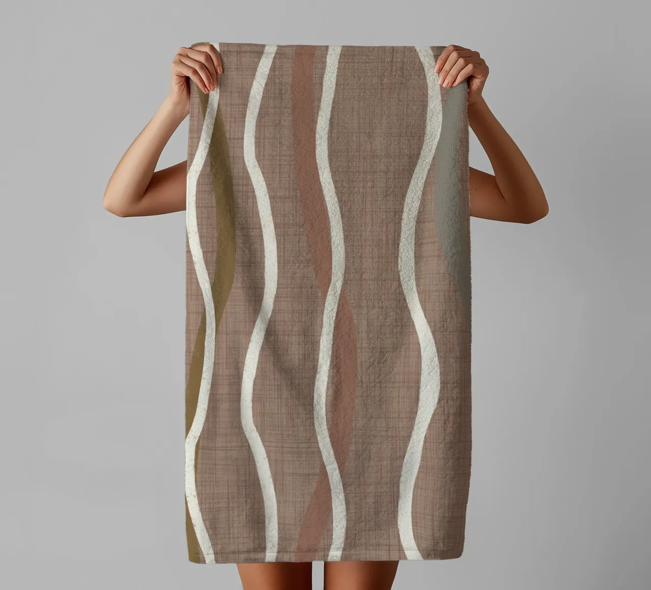 Linee ondulate retrò Warm Taupe PANTONE 16 - Mid Century Modern asciugamano da bagno da susanacosta