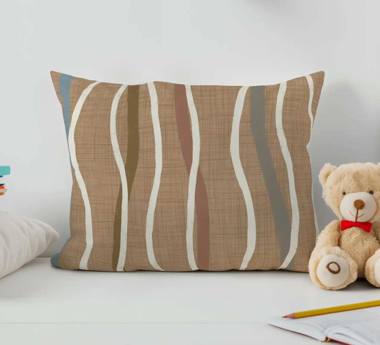 Linee ondulate retrò Buffed Beige PANTONE 20-0025 Metà secolo cuscino da susanacosta