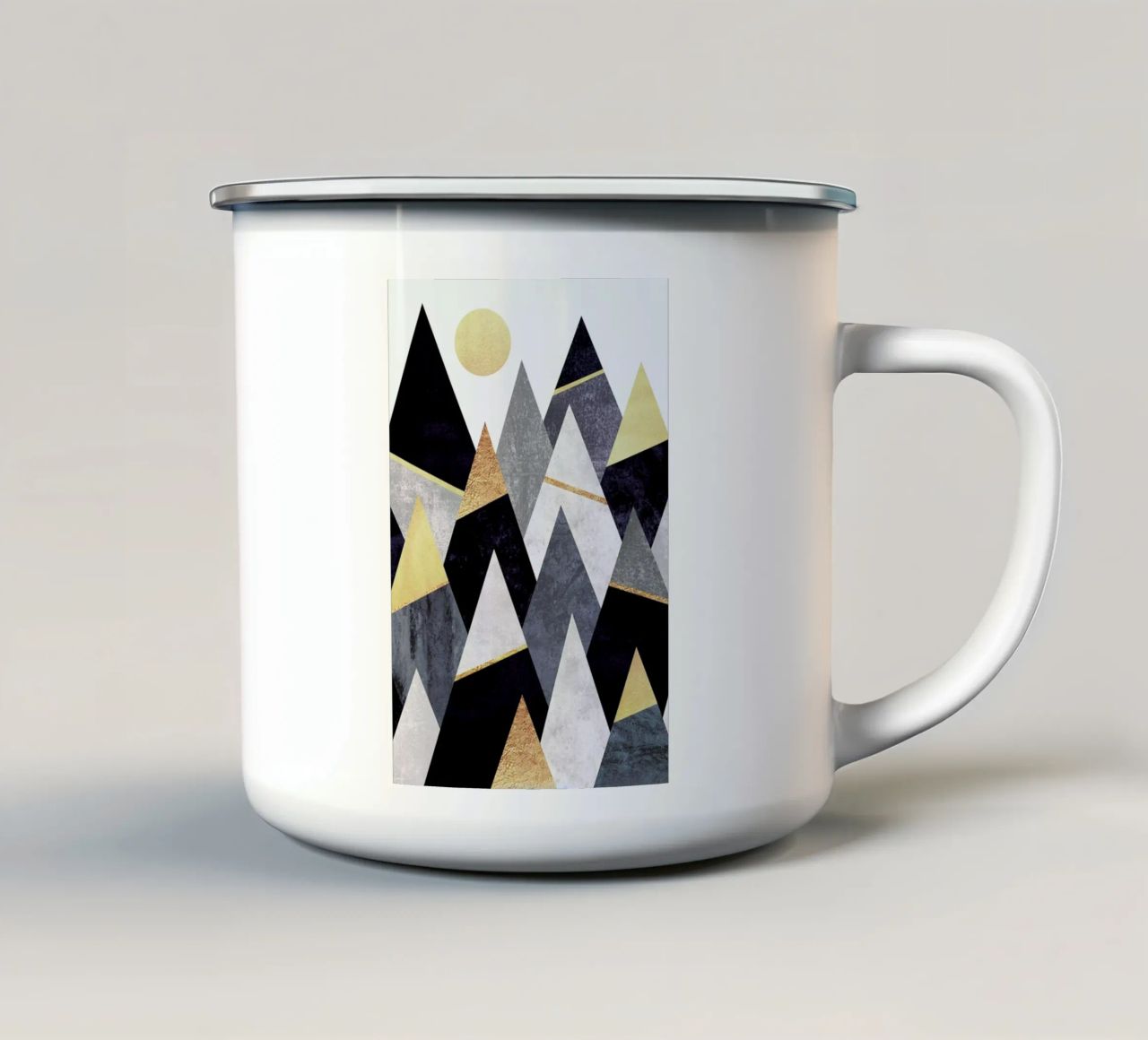 Fancy Mountains tazza in smalto da Elisabeth Fredriksson