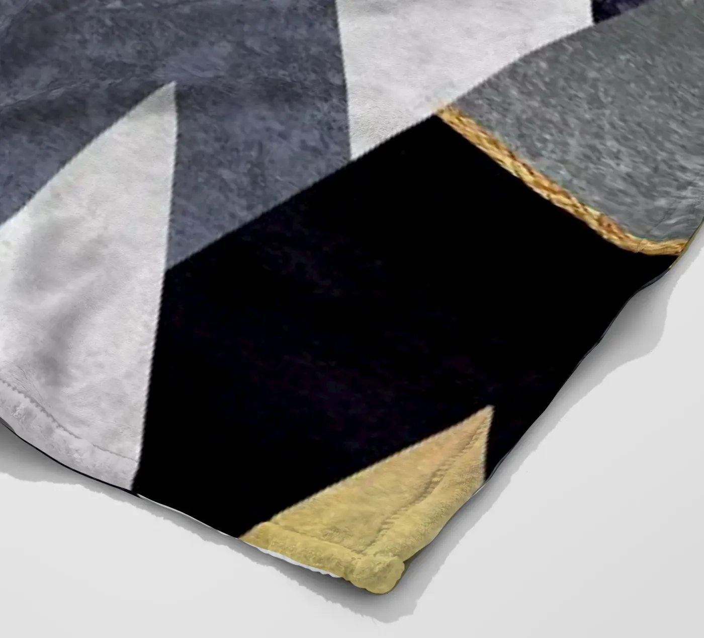 Fancy Mountains Fleecedecke von Elisabeth Fredriksson