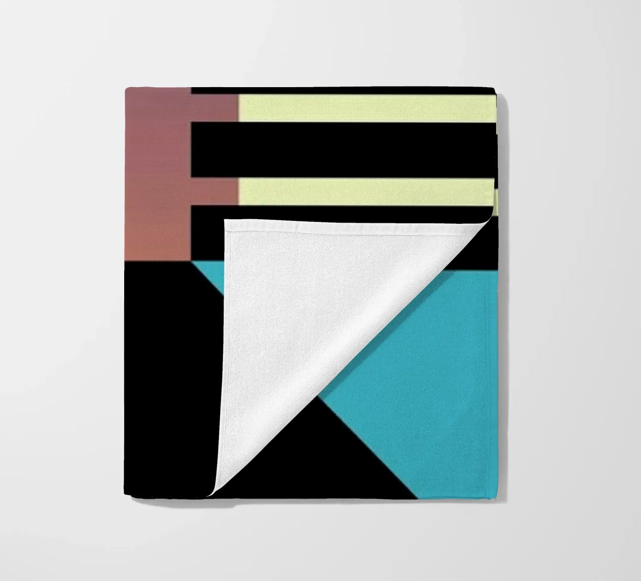 Hotel Nightfall telo mare da BLAEK Design Studio