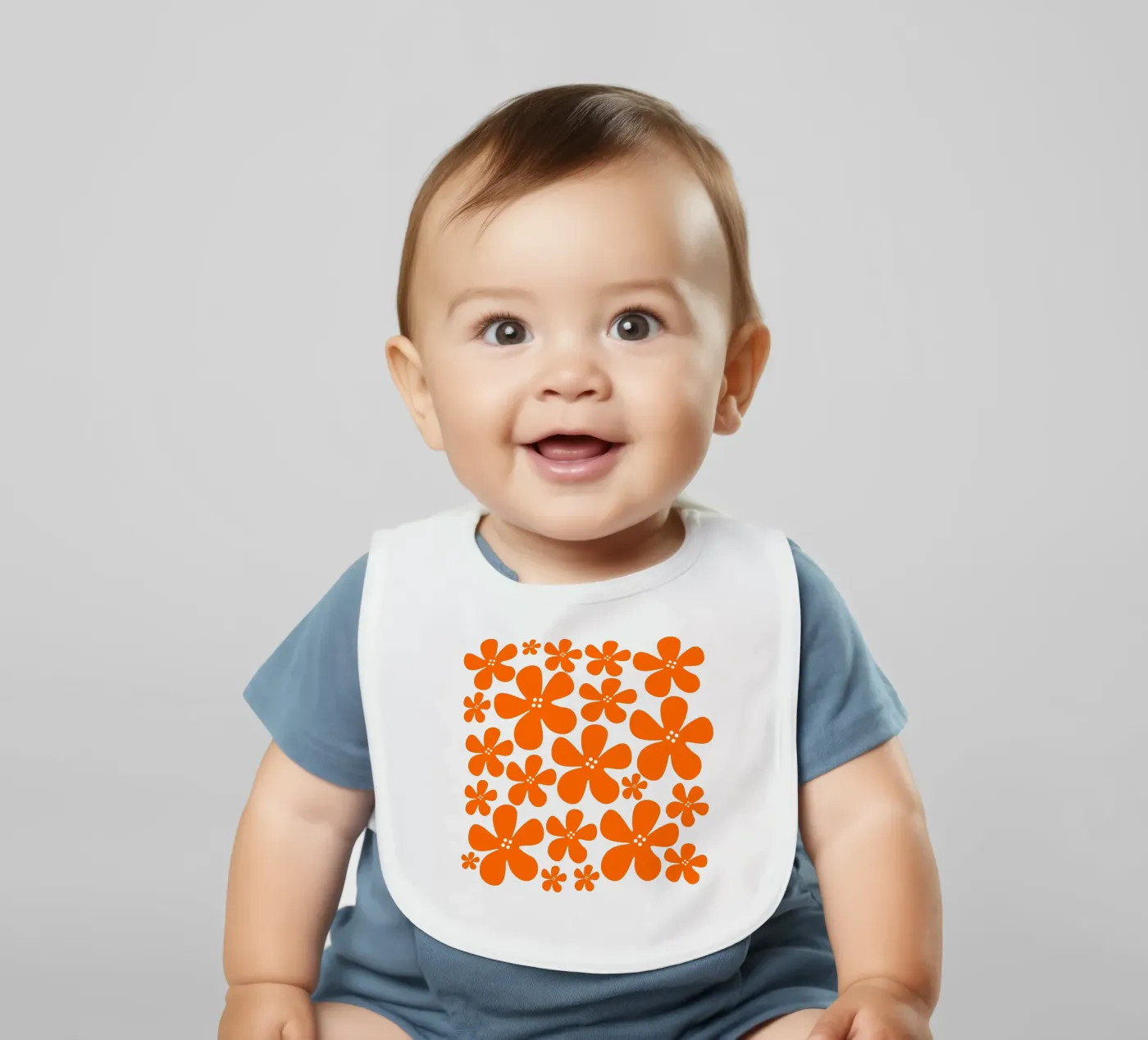 Orange flowers pattern Babylätzchen von baobabprintstore