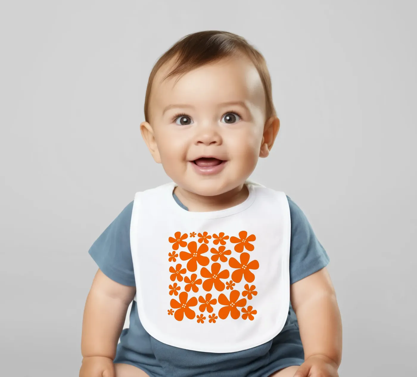 Orange flowers pattern Babylätzchen von baobabprintstore