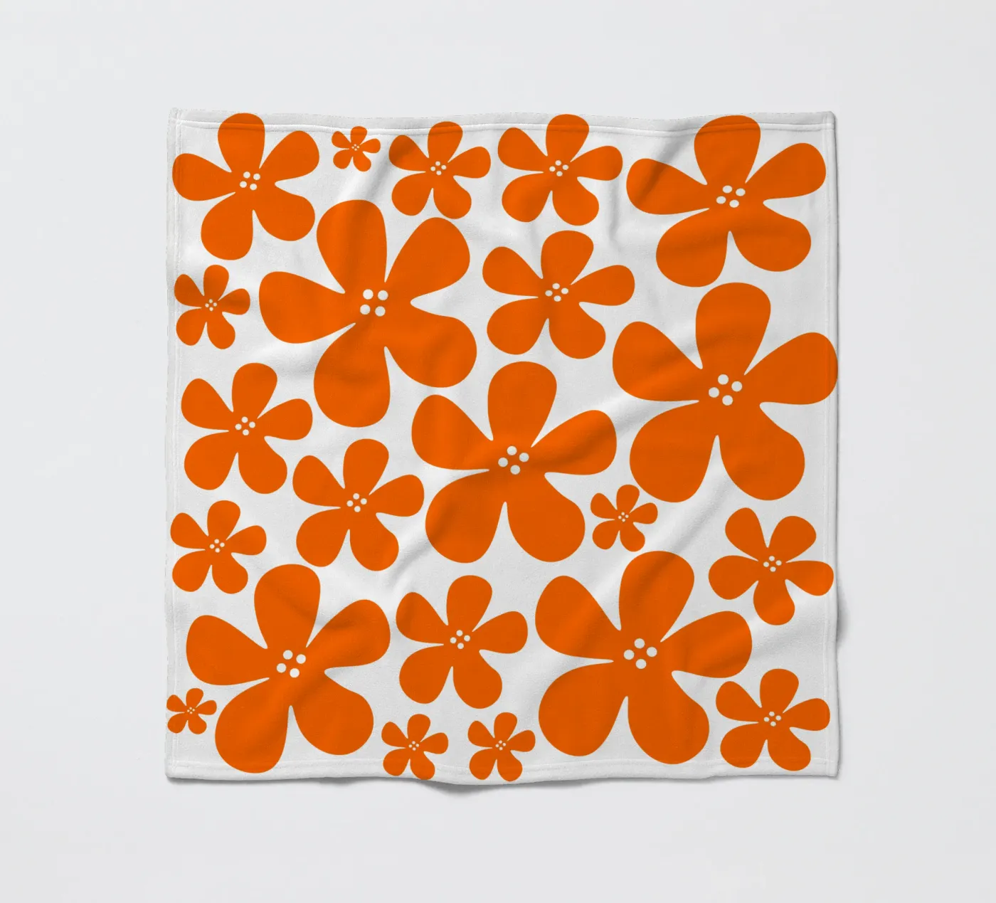 Orange flowers pattern Fleecedecke von baobabprintstore